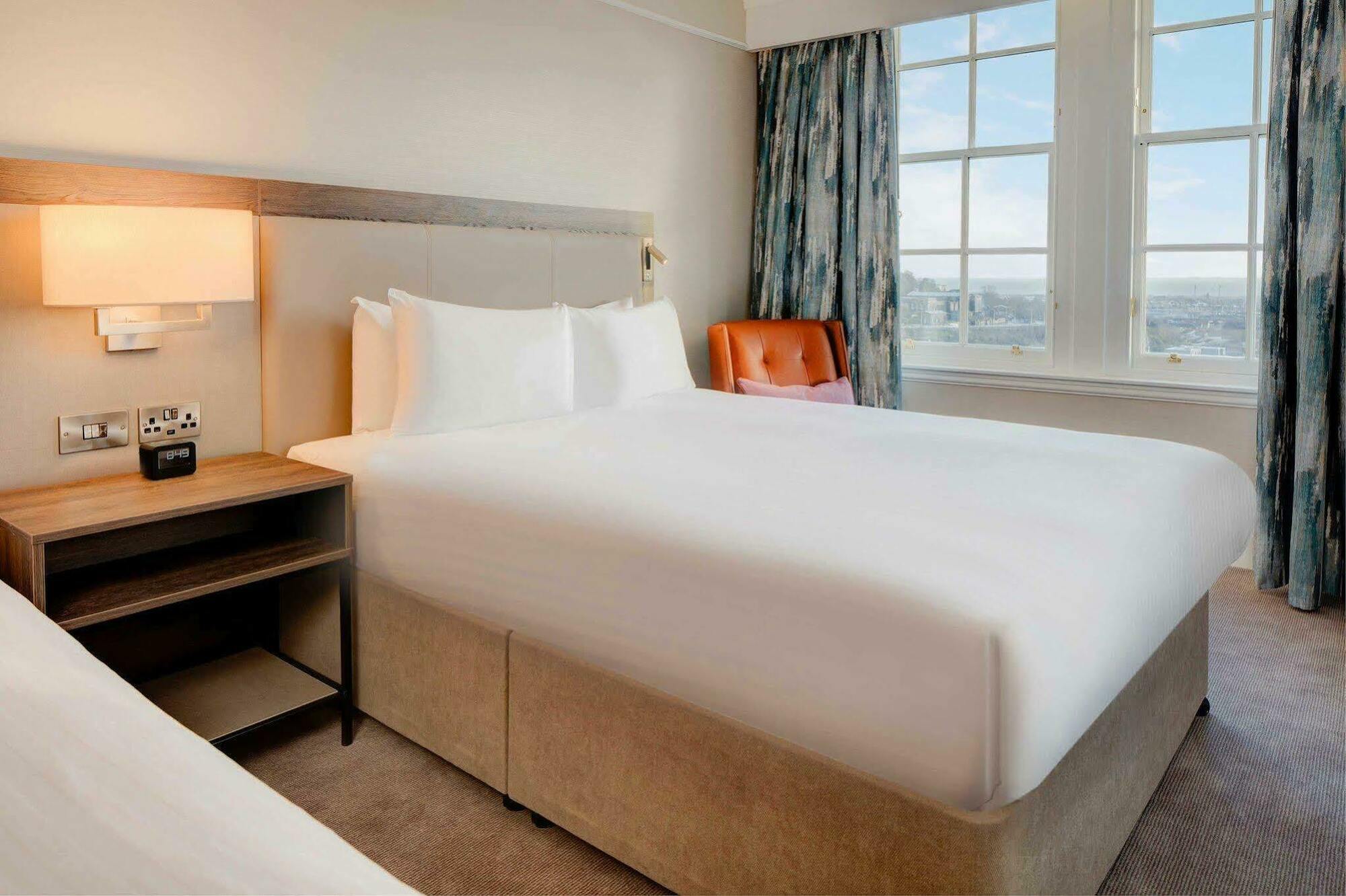 Hilton Edinburgh Carlton Hotel Екстериор снимка